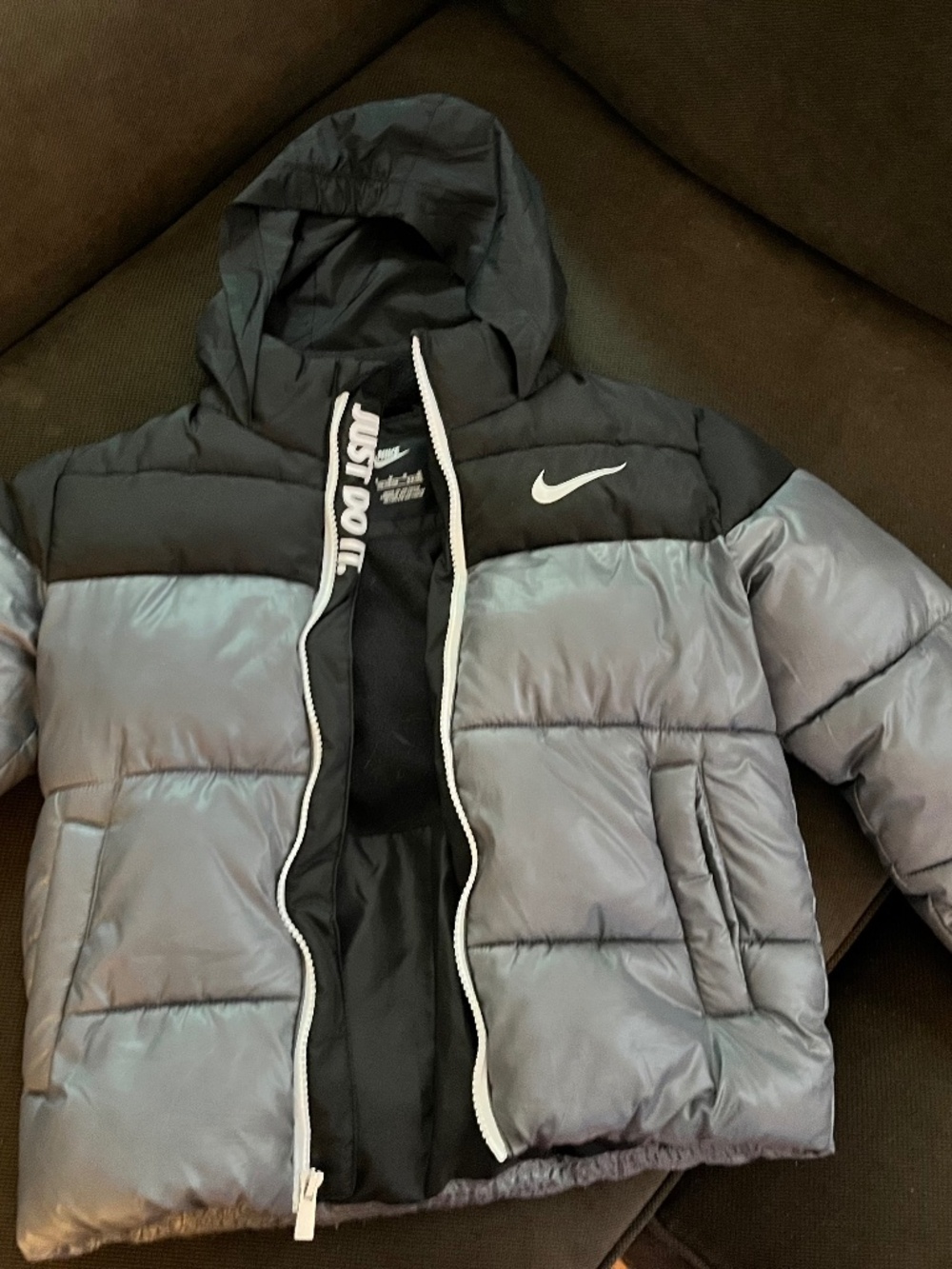 Kid’s Nike puffer winter jacket size 6